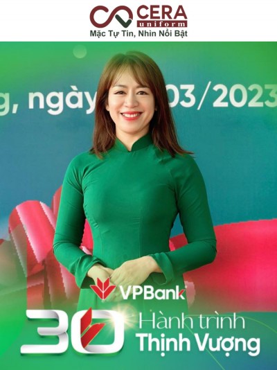 Đồng phục áo dài ngân hàng VP Bank màu xanh lá cây thumb
